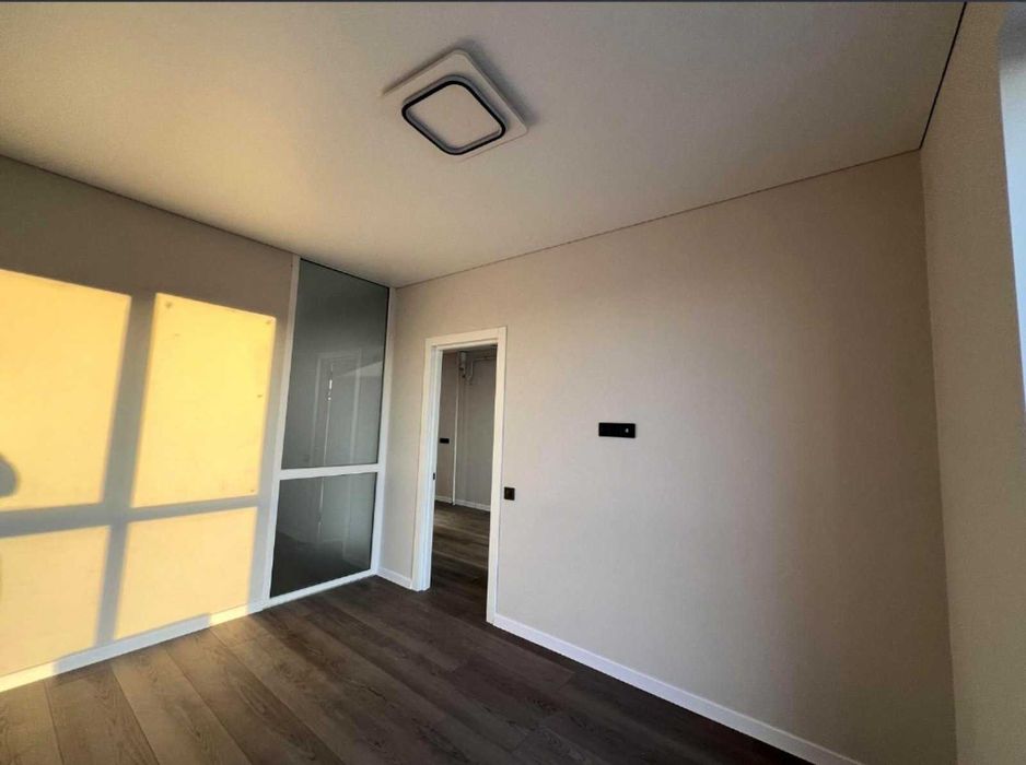 Продаж 2-к. квартири Євроремонт 53/34/19м² ЖК “Сусіди” 72900$ ТОРГ!!!