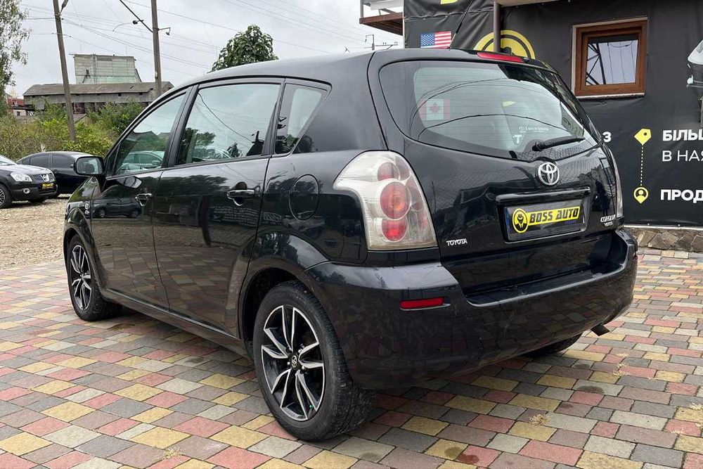 Toyota Corolla Verso 2005