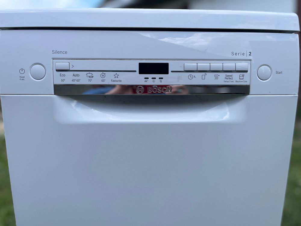 Продам посудомийну машину BOSCH SPS2IKW04K