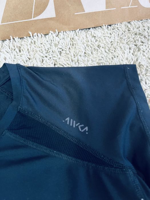 Damska czarna bluzka top sportowy kappahl rozm M taliowana silownia