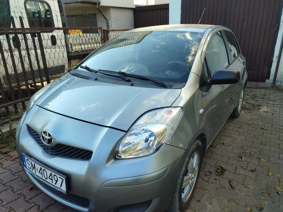 Toyota Yaris 2 2009r 1.33L 101KM  89tyś Przebieg 5 drzwiowy. Okazja