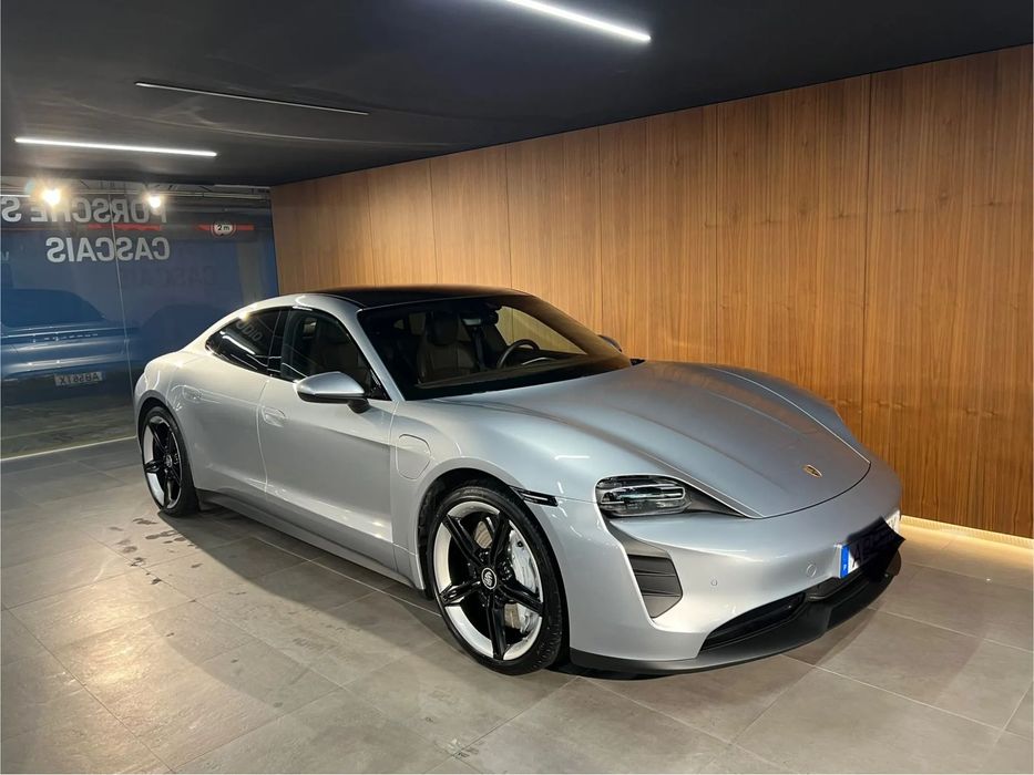 Porsche Taycan 4S