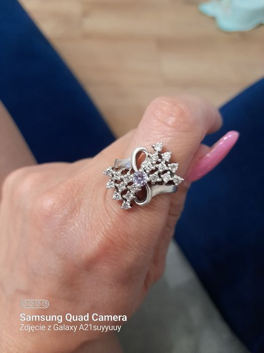 Pierścionek srebrny 925