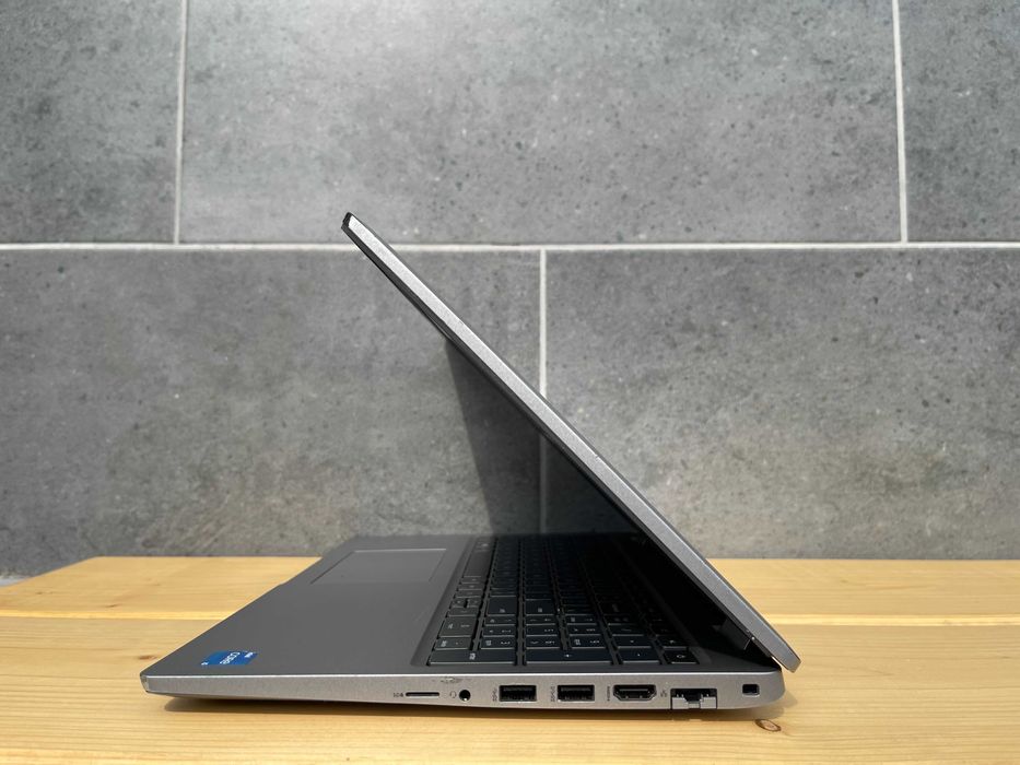 Dell latitude 5520/i5-1135G7/16Gb/256Gb M2/15.6" Full HD/IPS/Гарантія