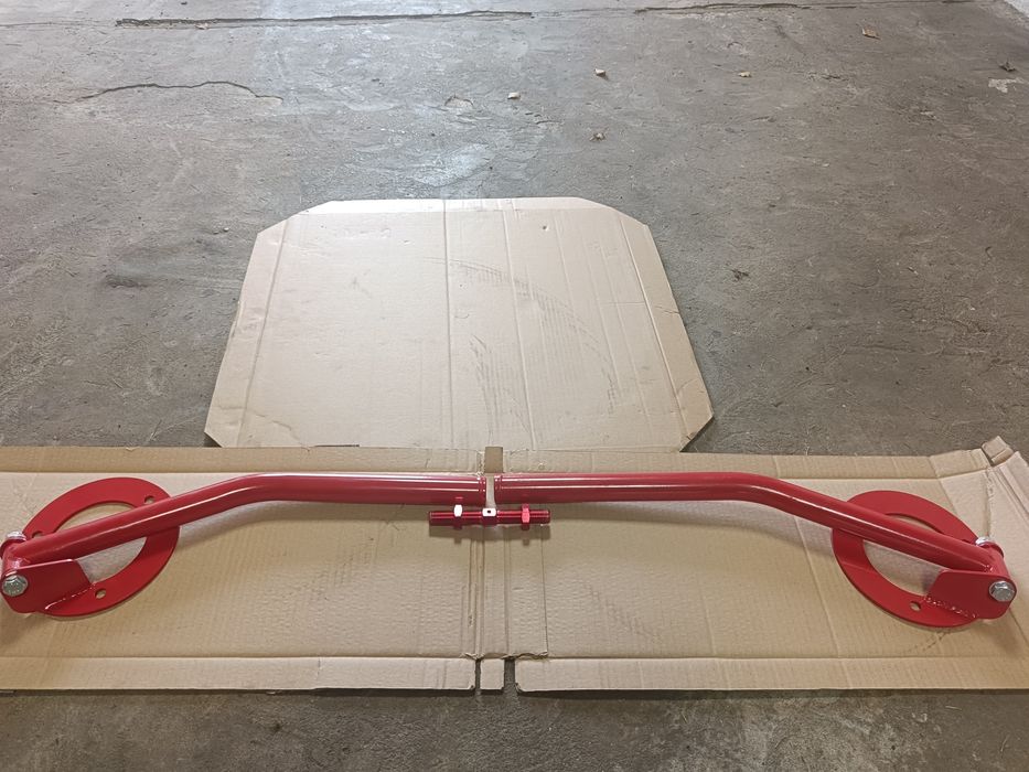 Przednia, górna, stalowa rozpórka  TA TECHNIX