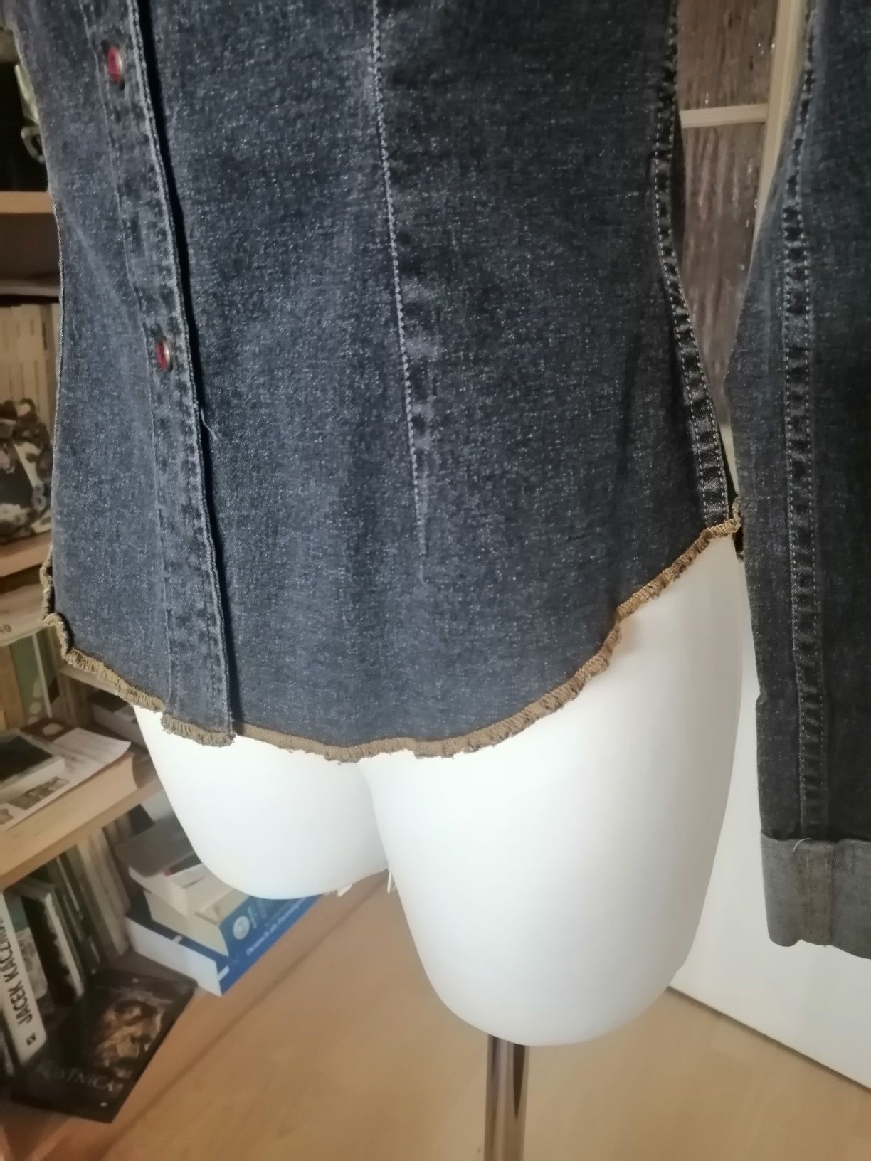 Vero Moda nietuzinkowa jeansowa bluza koszula SM