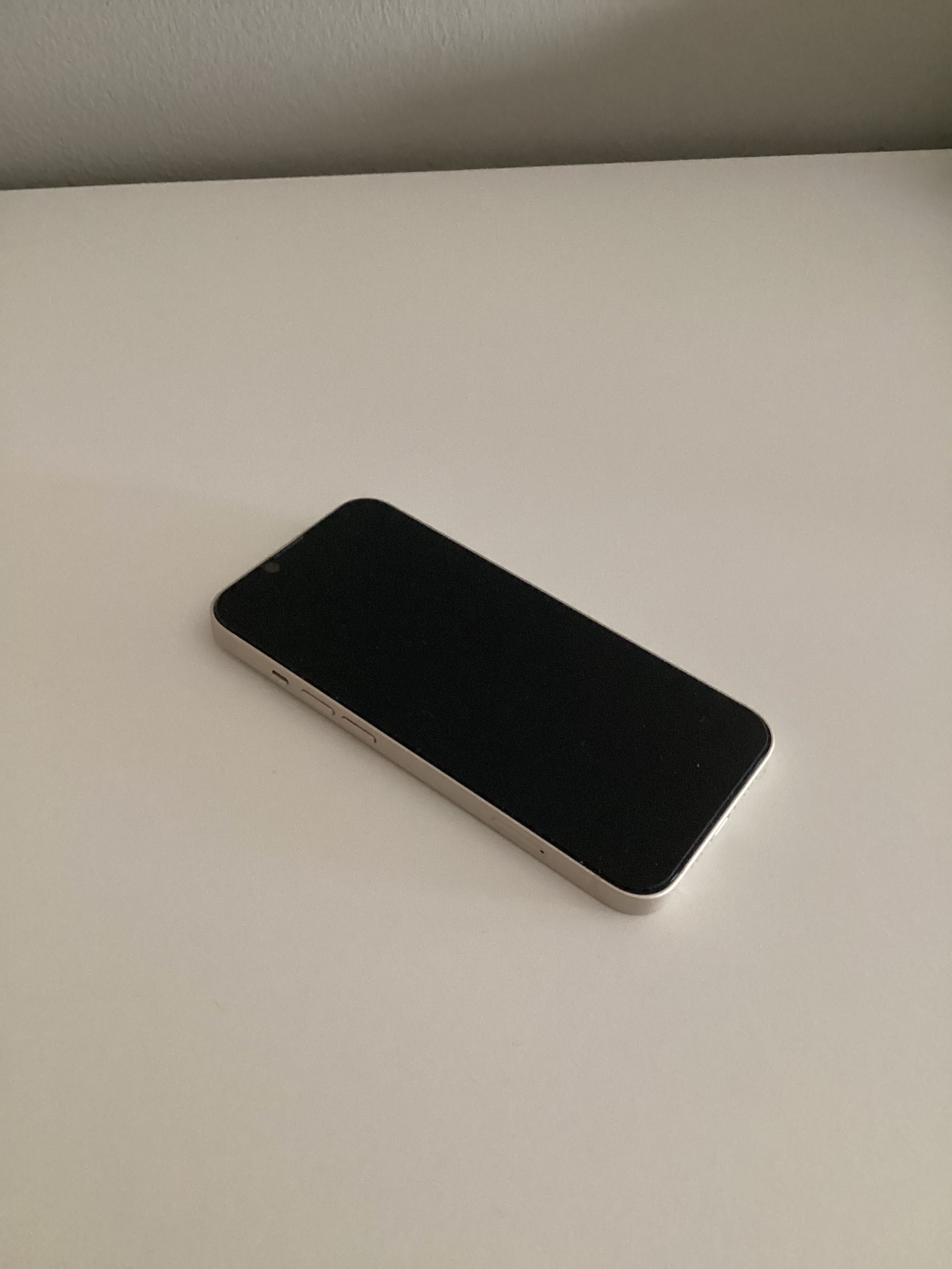 iPhone 13 - BOM Estado