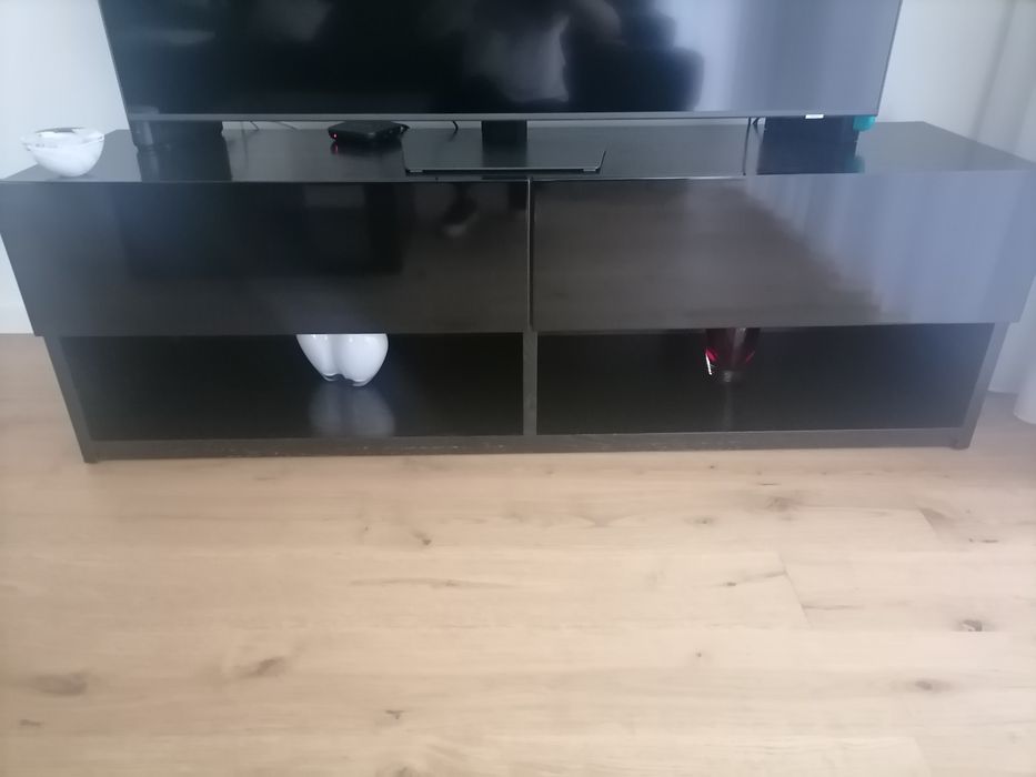 Móvel Tv em carvalho