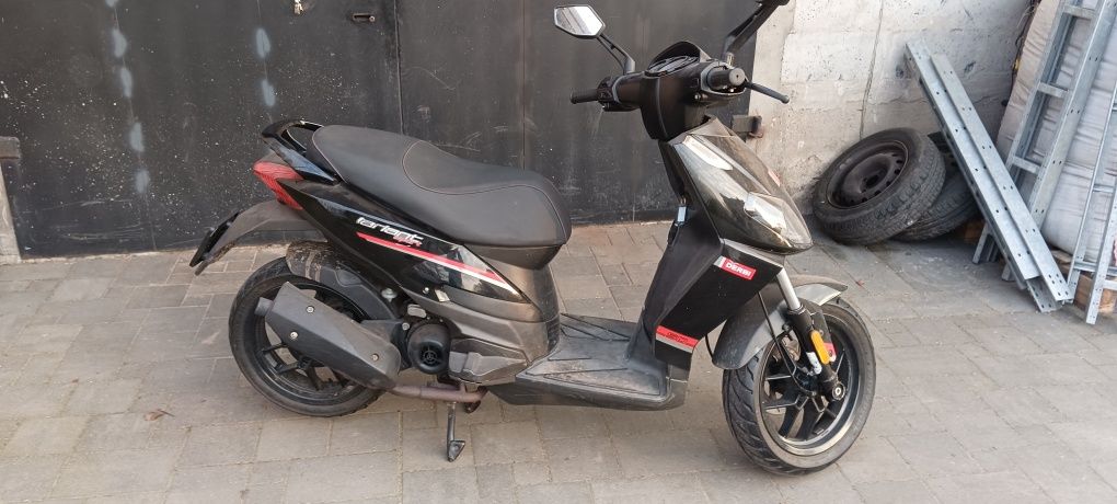 Skuter Derbi Variant Sport 50