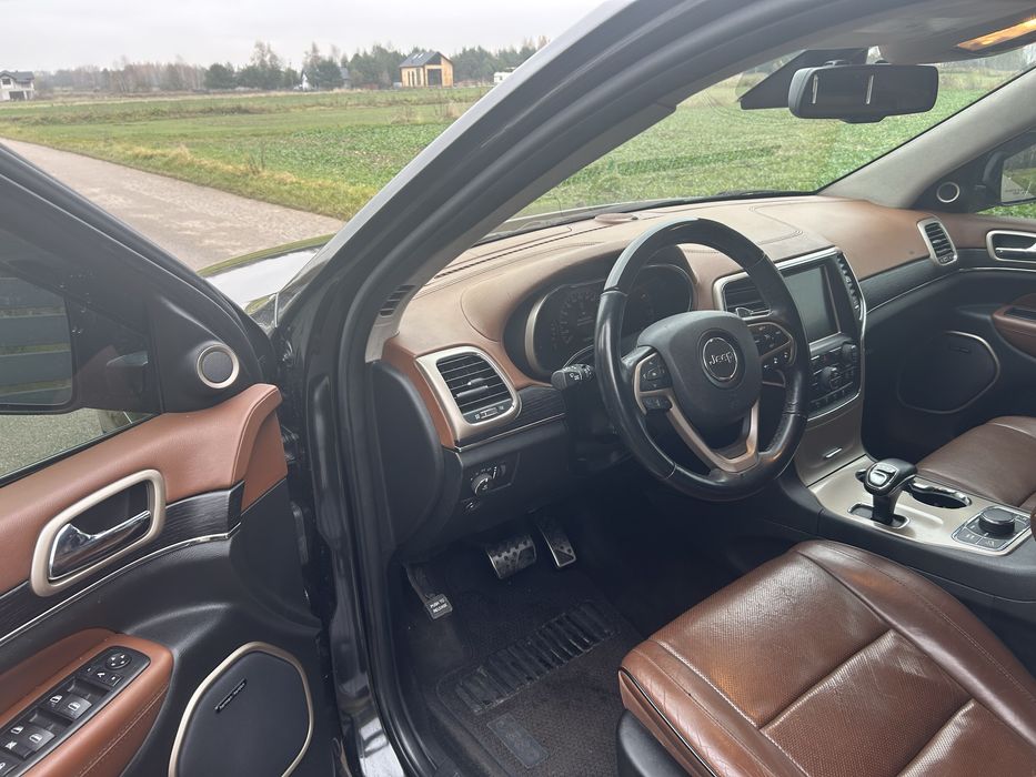 Jeep Grand Cherokee 5.7 Hemi. Summit