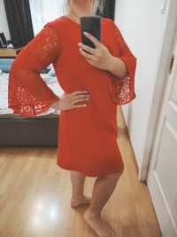 Czerwona sukienka z koronką nowa