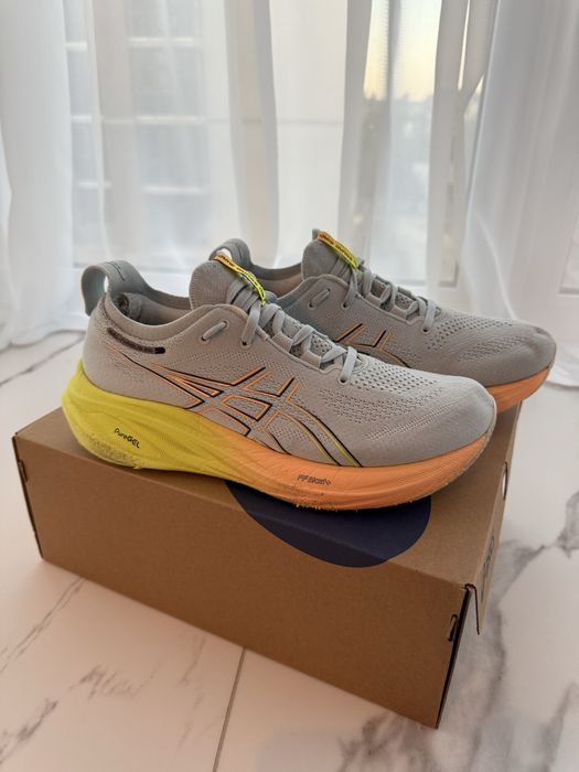 Бігові кросівки Asics Gel-Nimbus 26 Paris оригінал
