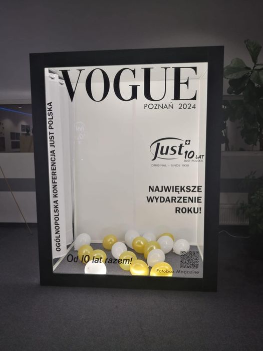 Fotobudka, fotobox magazine vogue,ścianka balonowa dekoracja balonowa