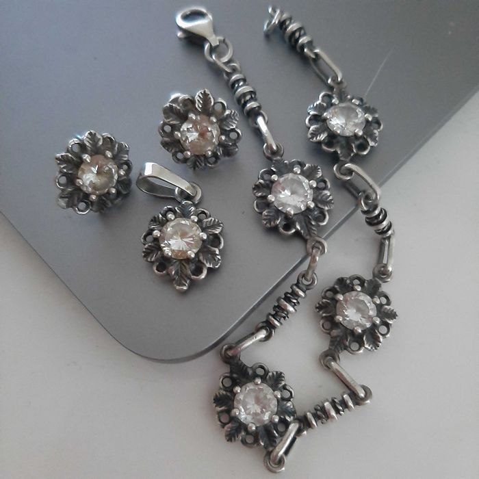 Piękny stary srebrny komplet