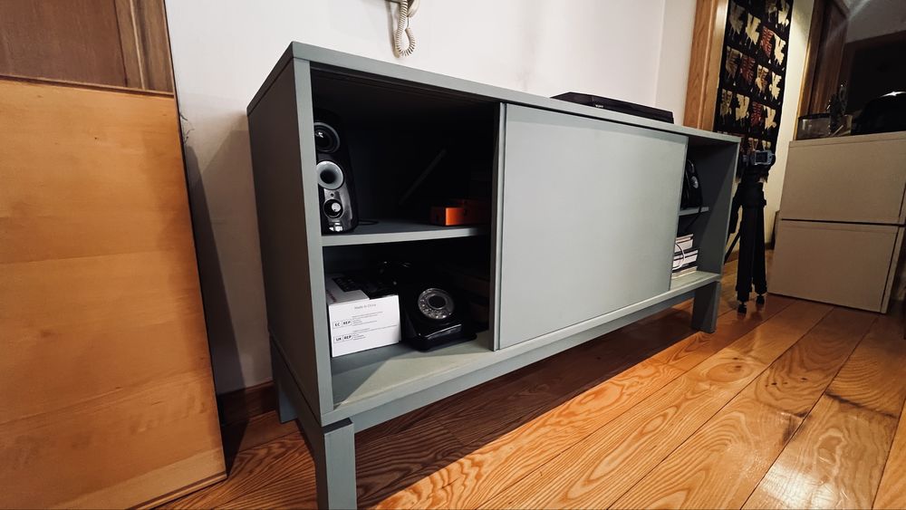 Móvel Ikea Bësta (modelo descontinuado)