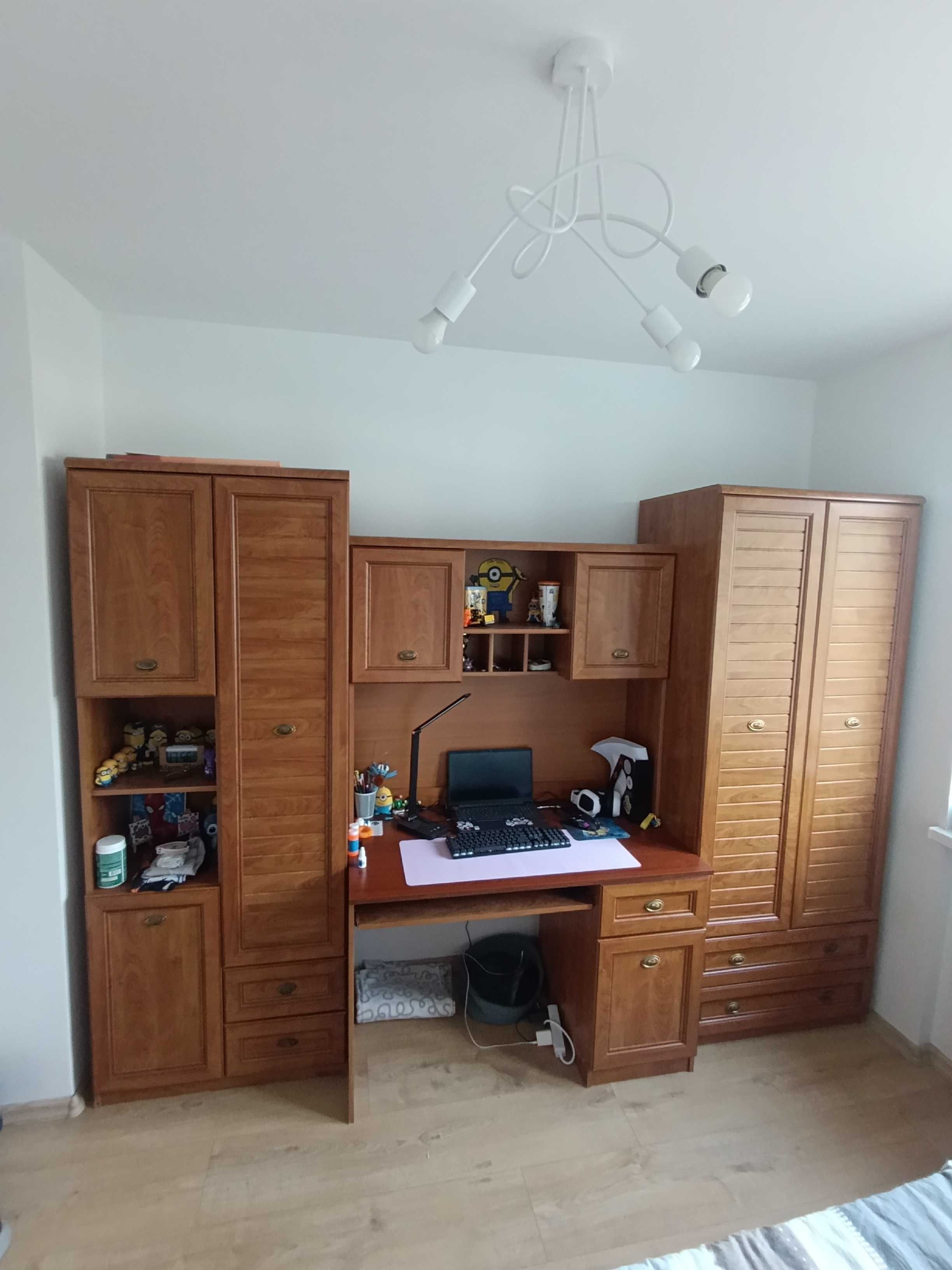 Sprzedam komplet mebli do pokoju dziecięcego