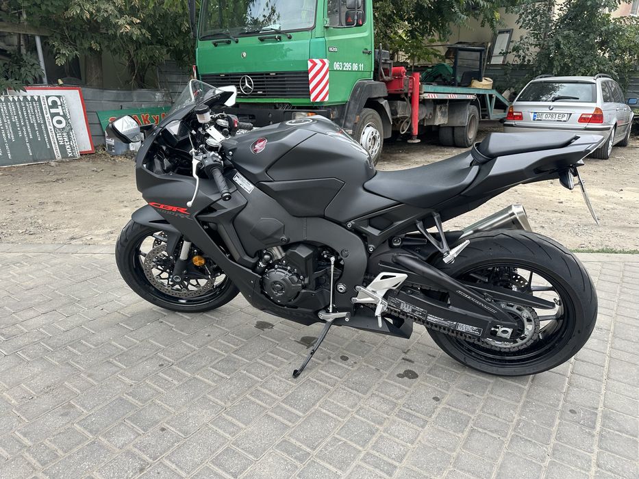 Honda CBR1000RR 2021