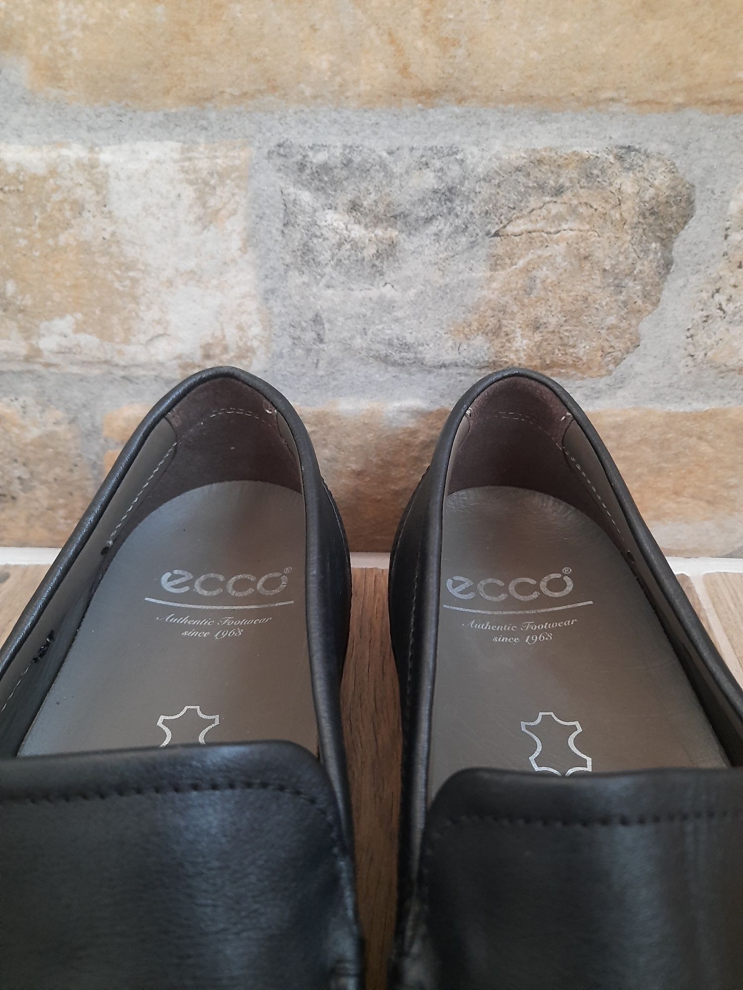 Туфли Ecco р 41-42 (28 см) ц 1300 гр оригинал, отличное состояние