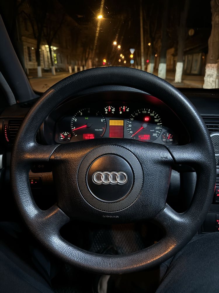 Audi a4 b5 рест