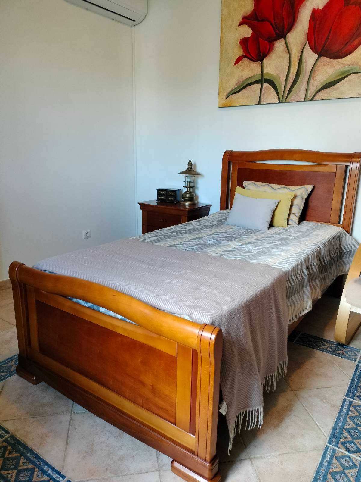 Conjunto quarto de solteiro cerejeira com colchão!