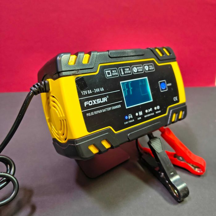 Зарядное устройство для легковых и грузовых авто Foxsur 12V-24V 8A