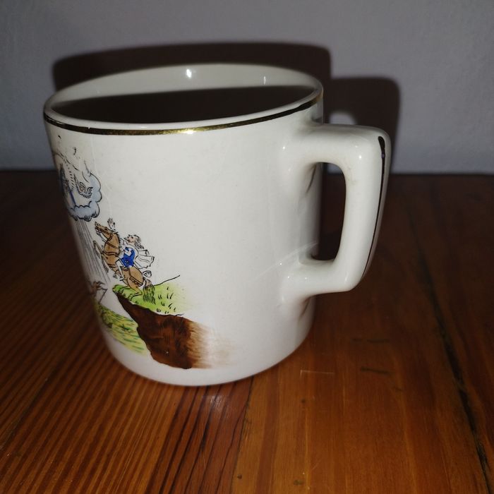 Caneca fábrica de Sacavém