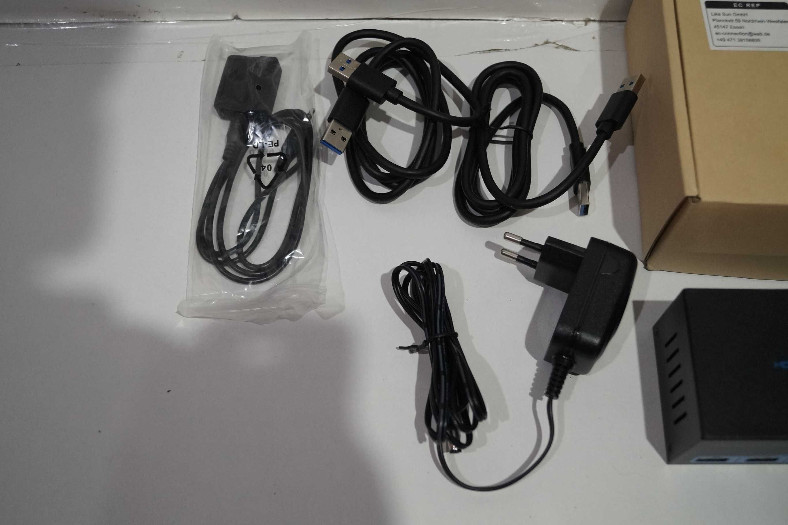 Przełącznik HDMI DP KVM 3 monitory Switch 2x3 VPFET VP-SW232 8K 60Hz