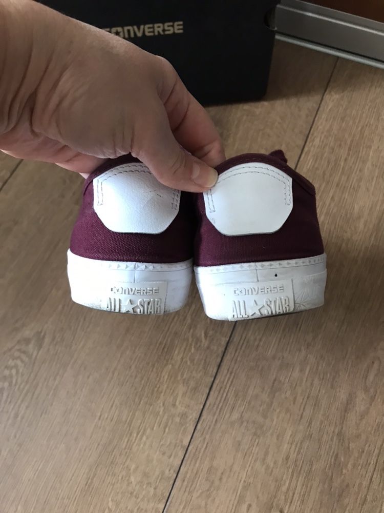 Продам кеди Converse