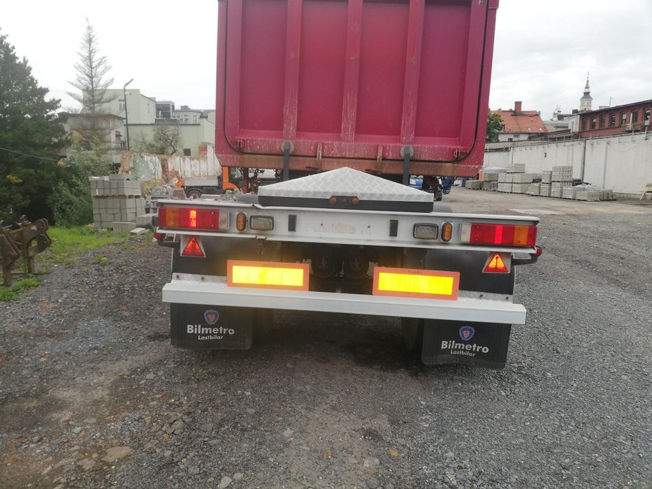Przyczepa 3 osiowa