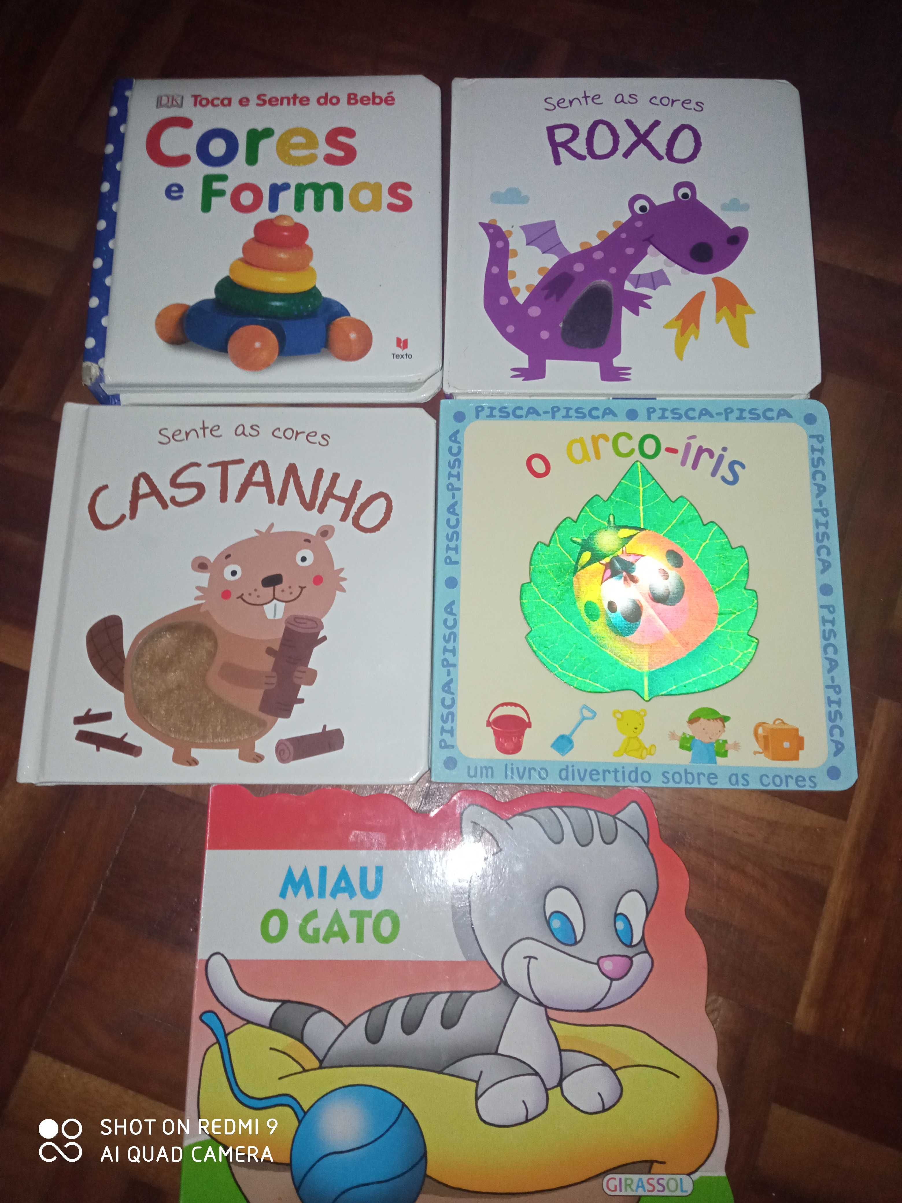 Livros infantis variados