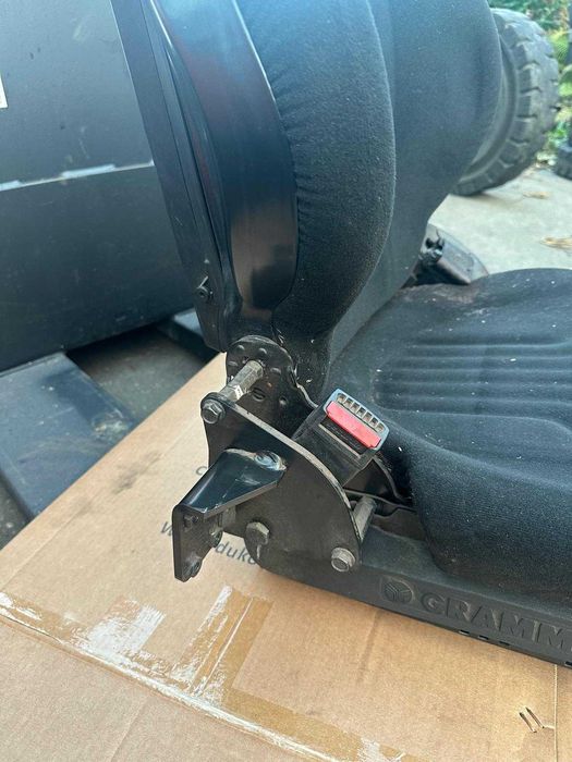 Fotel operatora Toyota 8  /joystick