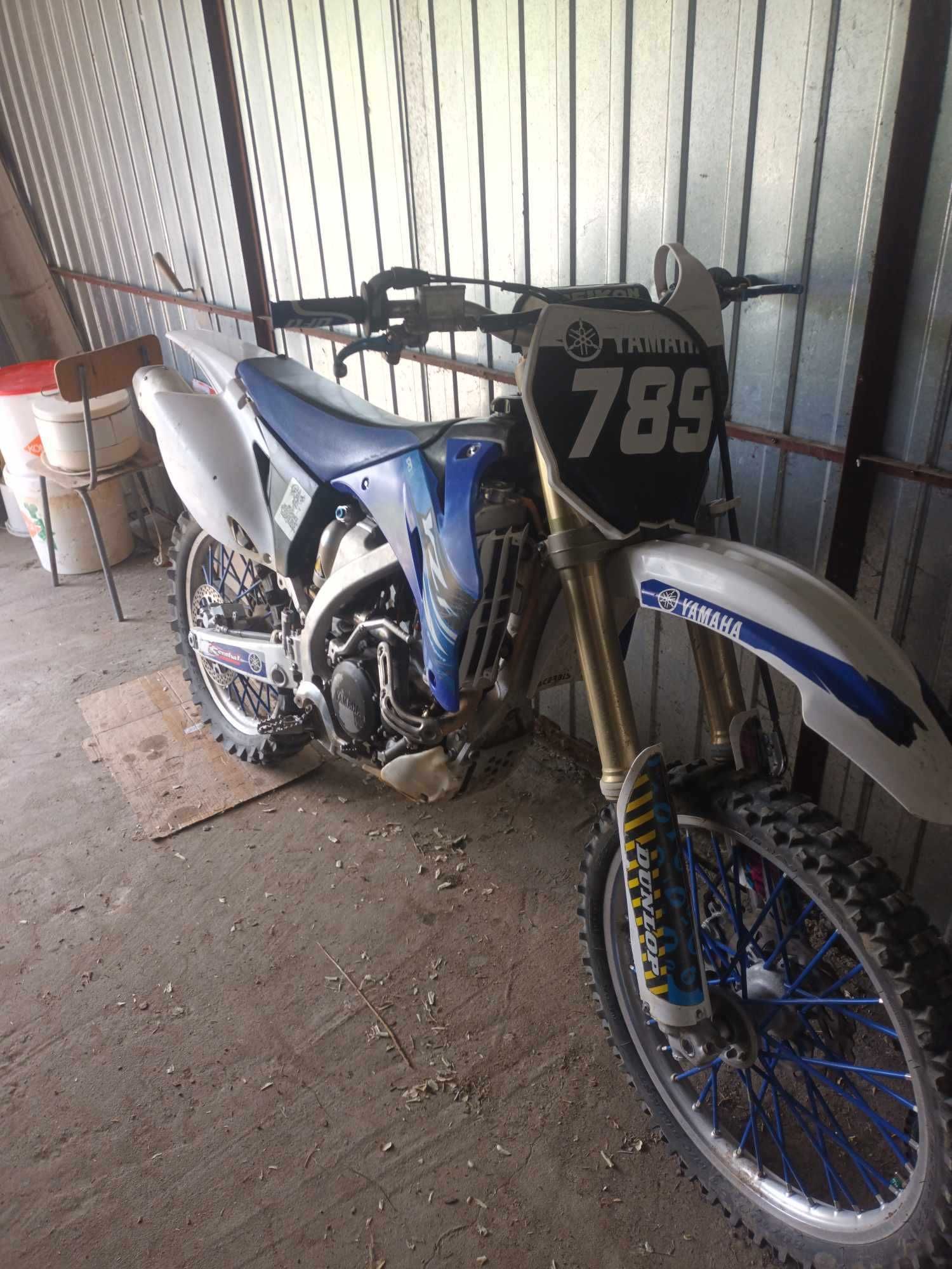 Cross Yamaha YZF 250