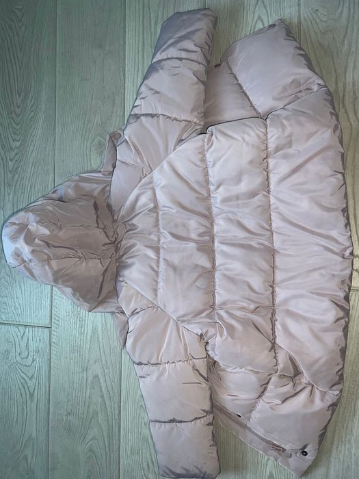 Продам зимову куртку ZARA для дівчат 110 см