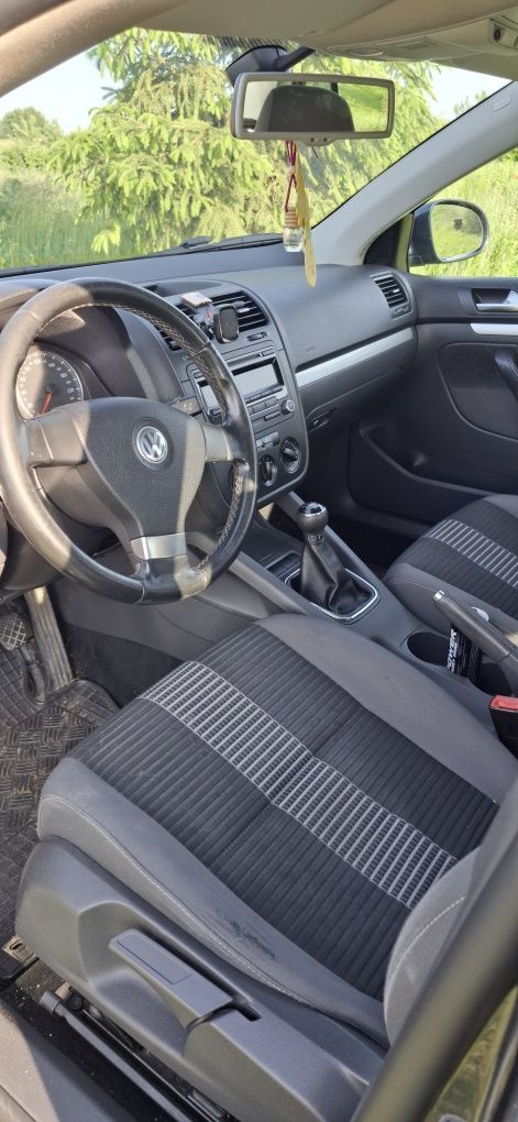 VW Jetta 1.9 TDI 105km