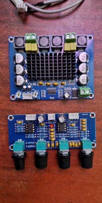 Цифровой стерео усилитель 2х120w + предусилитель