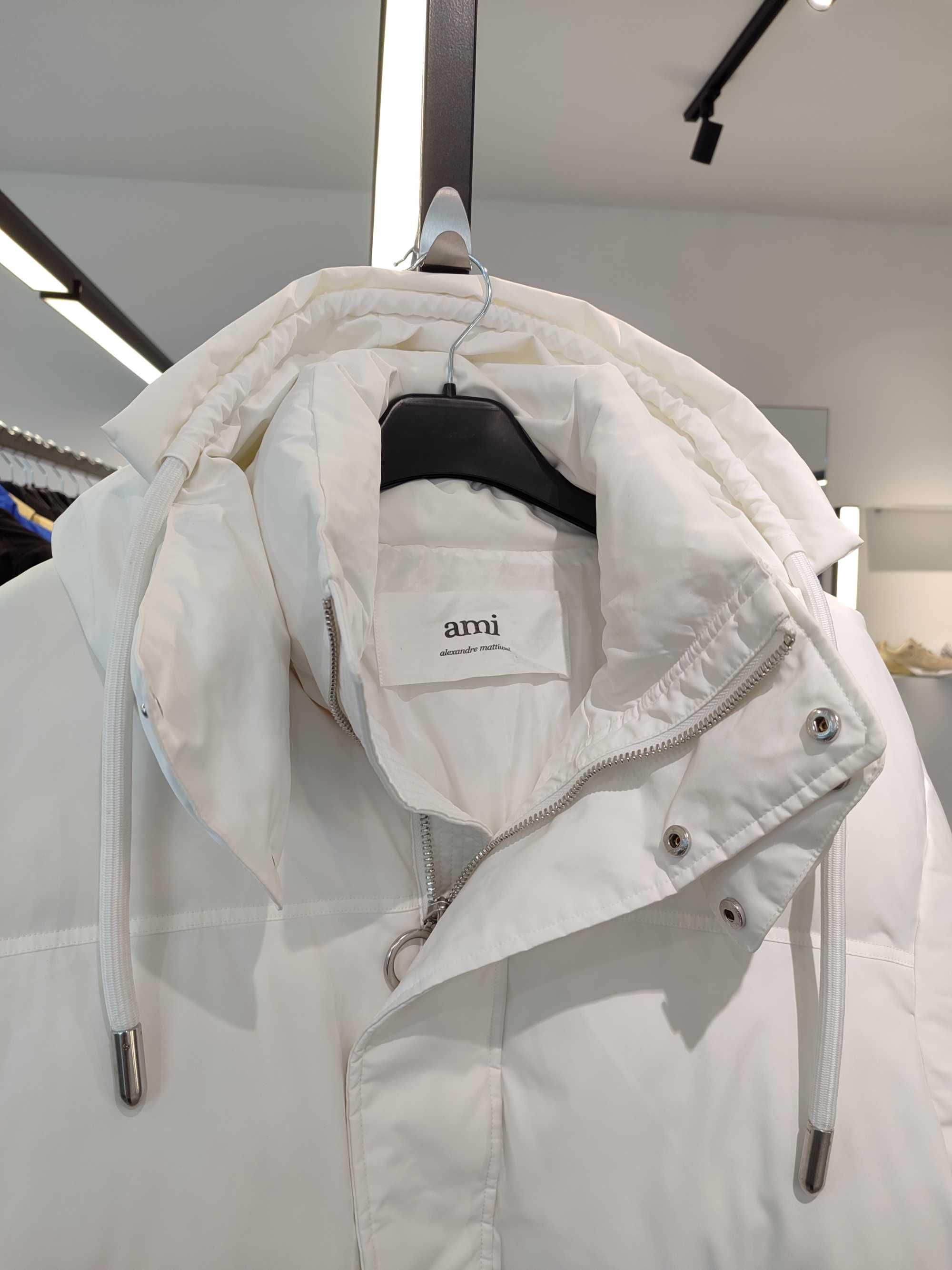 Пуховик AMI Paris Ami de Coeur-Patch Padded Jacket White