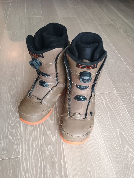 Buty snowboardowe ROOK 42 wkładka 27 BOA