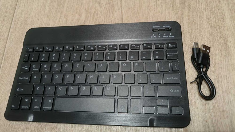 Бездротова з підсвіткою клавіатура