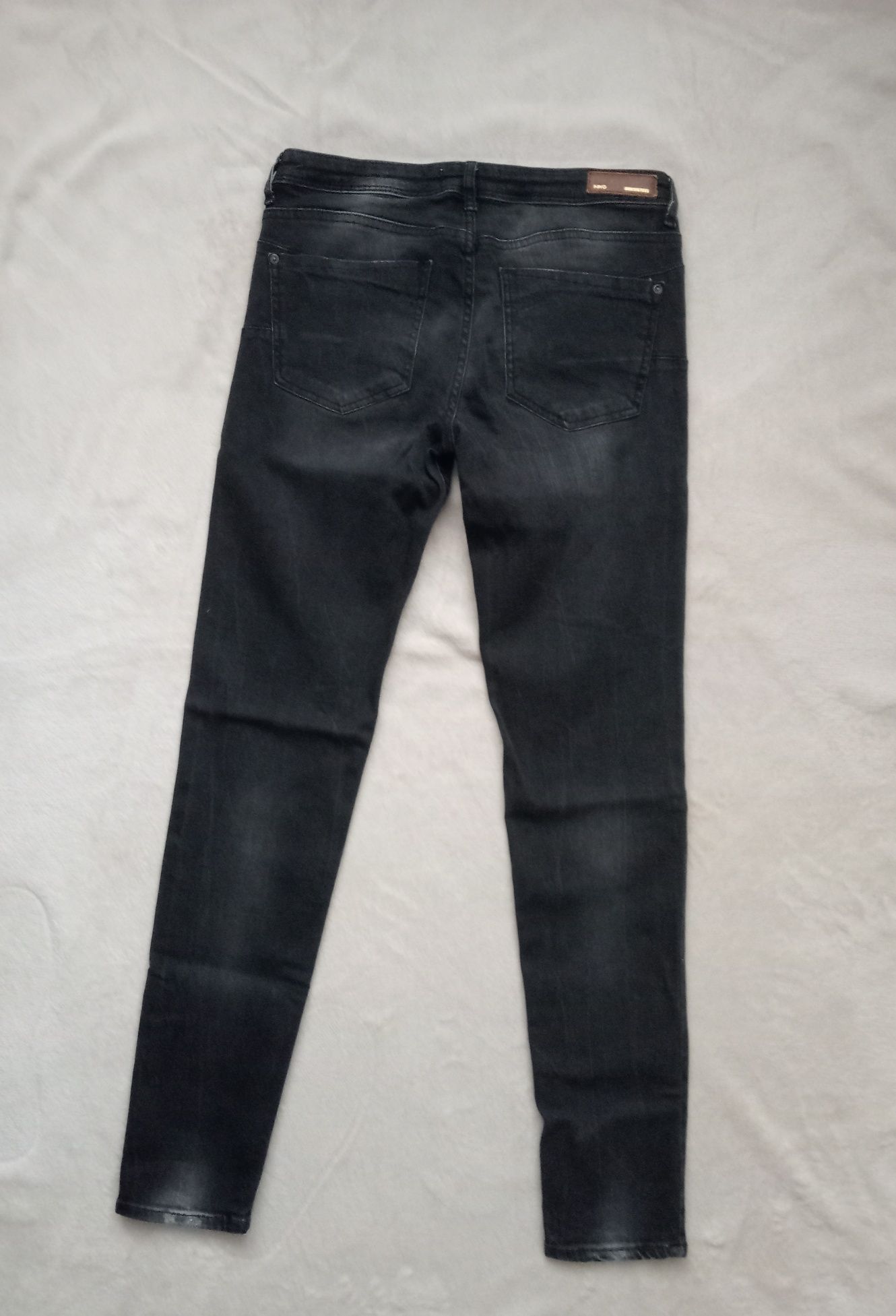 Spodnie jeansowe skinny Mango S-M