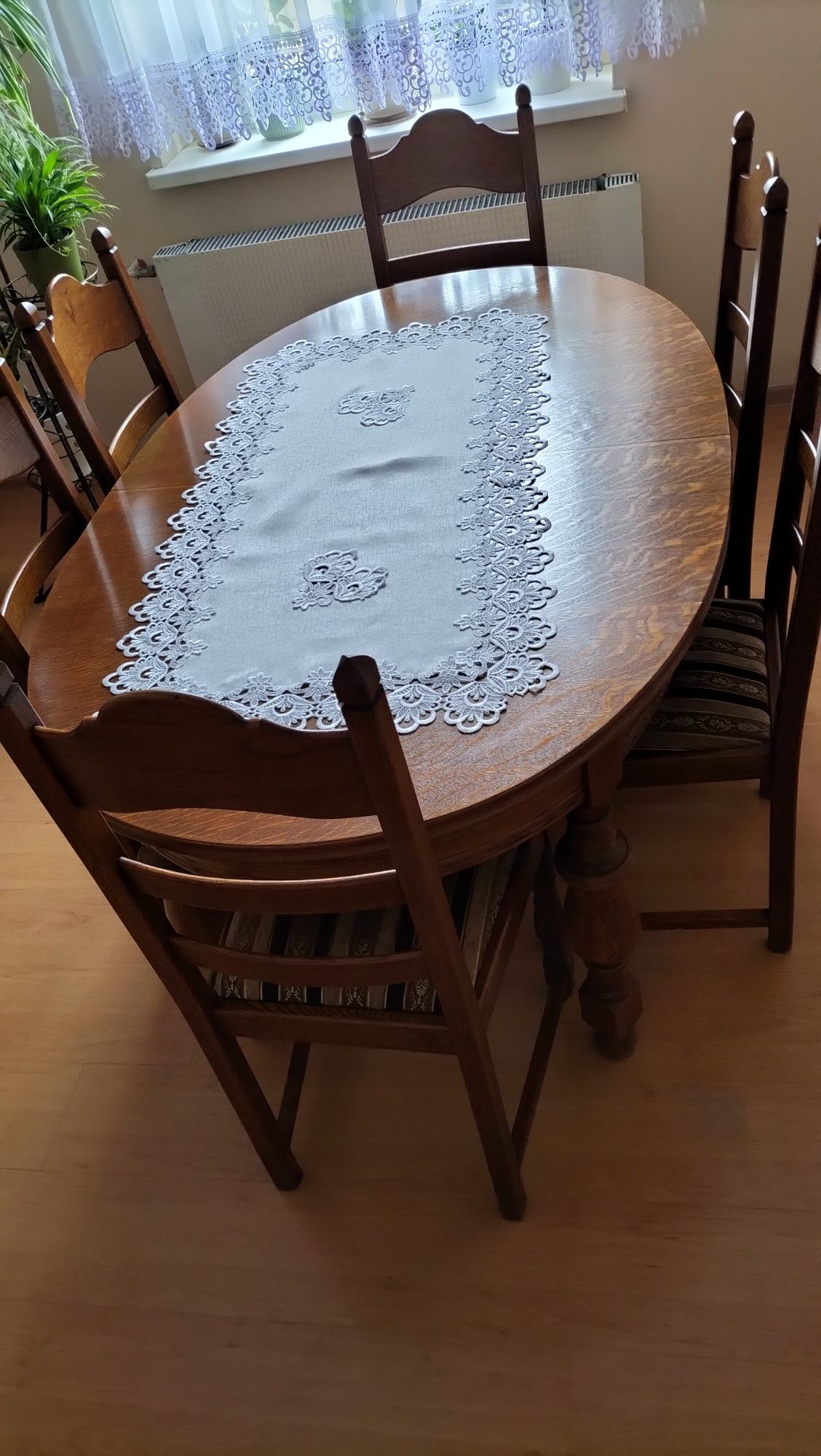 Stół do salonu bardo zadbamy+krzesła