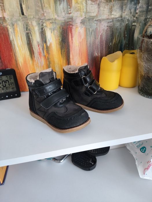 Антиварусні зимові черевики 24 р