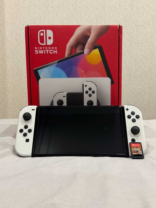 Nintendo Switch OLED with White Joy-Con + Legend of Zelda BOTW