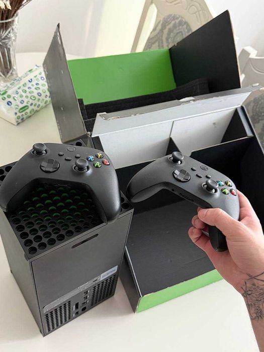 Microsoft Xbox Series X (1TB)