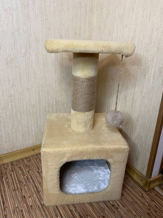 Продам будиночок-кігтеточку для кота