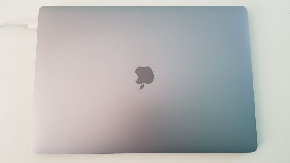 MacBook Pro 16 A2141 32GB/512GB