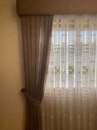 Conjunto de sanefas com cortinas