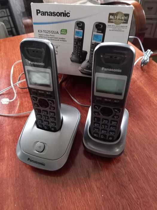 Цифровий бездротовий телефон Panasonic KX-TG2512UA