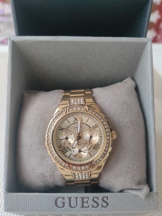 Женские часы Guess оригинал б/у