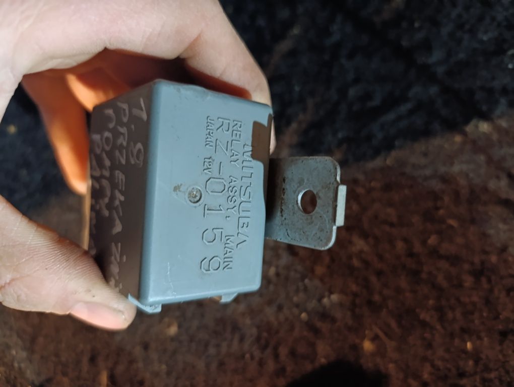 Przekaźnik regulator pompy paliwa honda Civic 6 gen angielka kombi vtc