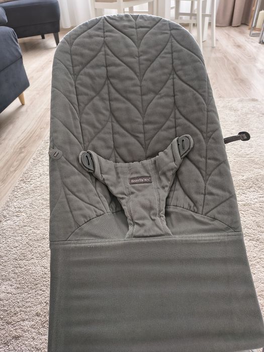 Sprzedam leżaczek BabyBjorn